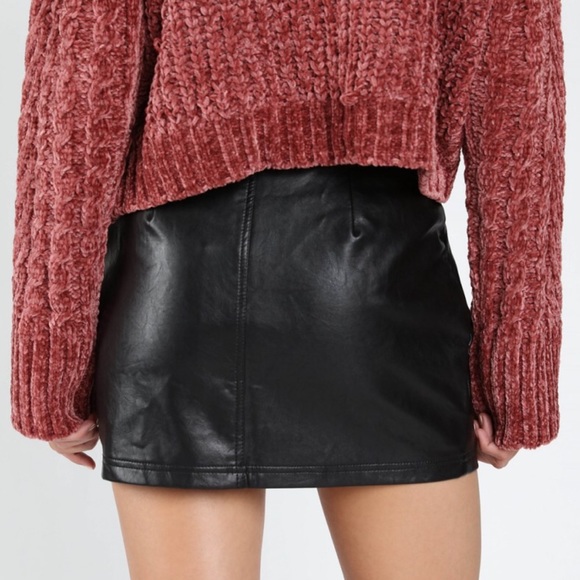 🍂 Pleather paper bag skirt - Picture 4 of 7